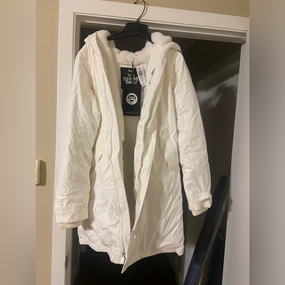 Unworn TNA summit parka willing to negotiate pricing